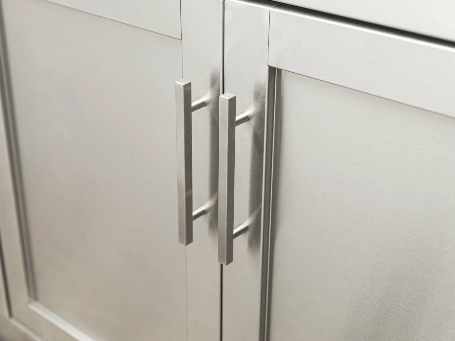 NewAge Products Signature Series Outdoor Kitchen 18 In. 1 Door Cabinet 5 NewAge Products Signature Series Outdoor Kitchen 18 In. 1 Door Cabinet